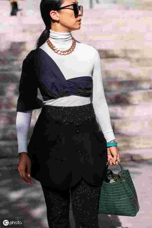 女人戴粗的金项链好吗,戴粗金项链是什么人-第2张图片-翡翠网