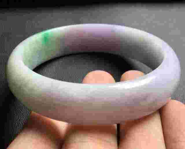 李师傅手镯翡翠知识,南京李师傅镯子款式-第1张图片-翡翠网