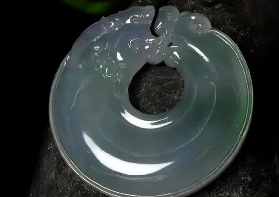 翡翠多少钱,翡翠多少钱1g-第1张图片-翡翠网 翡翠多少钱,翡翠多少钱1g-第1张图片-翡翠网