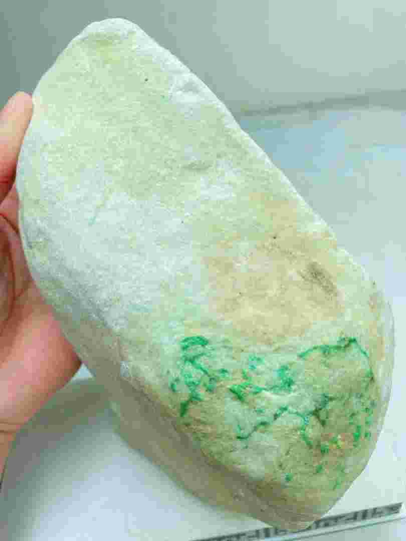 翡翠原石哪里交易鉴宝专家在线鉴定免费-第1张图片-翡翠网