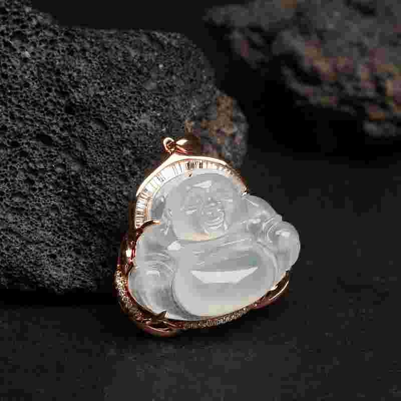 翡翠笑佛吊坠专业知识的简单介绍-第1张图片-翡翠网 翡翠笑佛吊坠专业知识的简单介绍-第1张图片-翡翠网