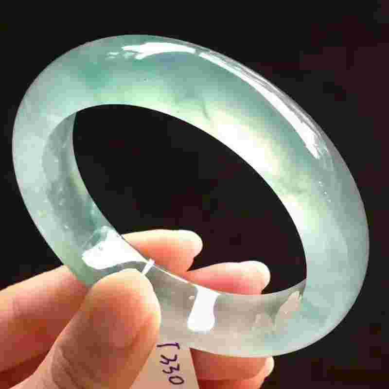 翡翠手镯怎么养才能透天然翡翠A货翡翠手镯怎么养才能透-第1张图片-翡翠网