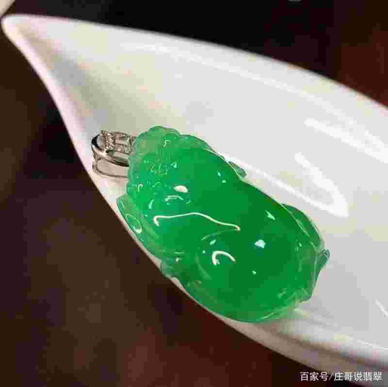 翡翠的分类和等级划分图解图片翡翠的分类和等级划分-第2张图片-翡翠网 翡翠的分类和等级划分图解图片翡翠的分类和等级划分-第2张图片-翡翠网