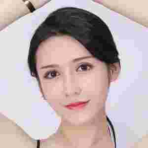 抖音晨曦姐姐51秒视频对镜子视频的简单介绍-第2张图片-翡翠网