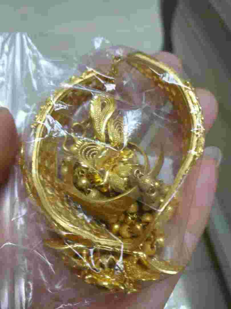 旧黄金在哪里回收,哪里有旧黄金回收价格-第1张图片-翡翠网 旧黄金在哪里回收,哪里有旧黄金回收价格-第1张图片-翡翠网