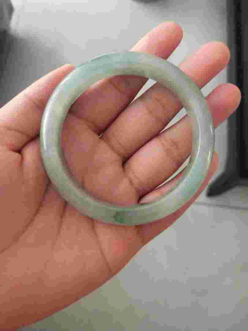 2个手镯戴在一起叫什么手链2个手镯戴在一起叫什么-第1张图片-翡翠网 2个手镯戴在一起叫什么手链2个手镯戴在一起叫什么-第1张图片-翡翠网