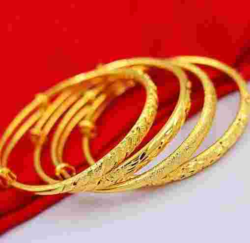 黄金手镯多少钱一克现在周大福黄金手镯多少钱一克现在-第1张图片-翡翠网