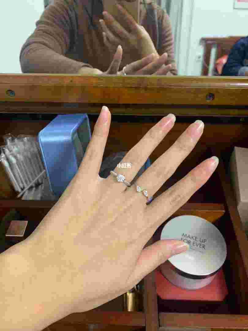 钻戒怎么分辨真假钻戒怎么分辨真假?-第2张图片-翡翠网 钻戒怎么分辨真假钻戒怎么分辨真假?-第2张图片-翡翠网