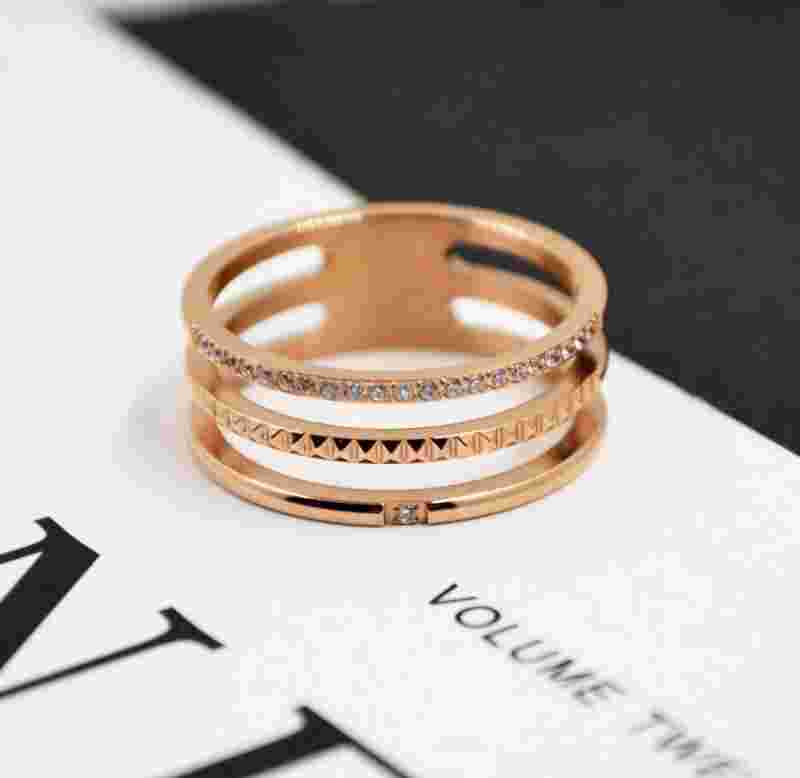 玫瑰金戒指图片大全大图,玫瑰金戒指图片女款-第2张图片-翡翠网 玫瑰金戒指图片大全大图,玫瑰金戒指图片女款-第2张图片-翡翠网