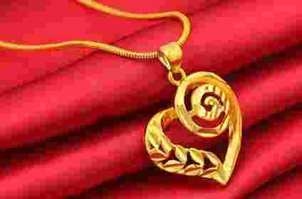 金项链洗澡时候需要摘吗金项链有必要天天摘吗-第2张图片-翡翠网