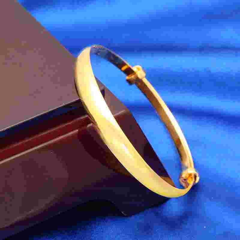 实心金手镯一般多少克不变形,手镯30克买实心好还是厚壁好-第1张图片-翡翠网