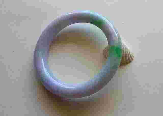 哪里可以权威鉴定翡翠手镯哪里可以权威鉴定翡翠-第1张图片-翡翠网 哪里可以权威鉴定翡翠手镯哪里可以权威鉴定翡翠-第1张图片-翡翠网