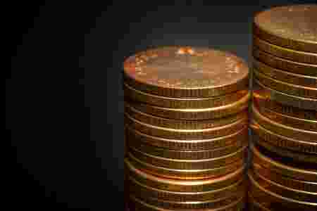 黄金堆成山黄金堆-第1张图片-翡翠网 黄金堆成山黄金堆-第1张图片-翡翠网