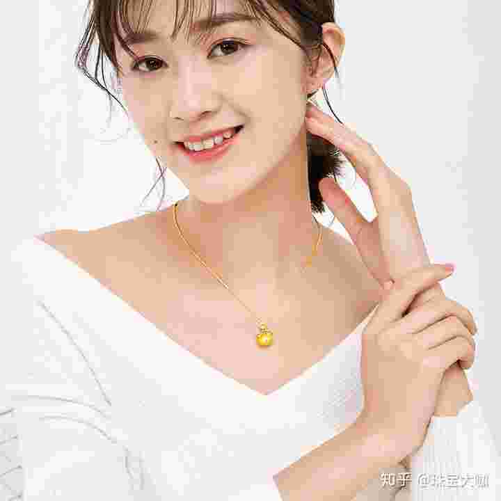 适合二十几岁戴的黄金项链适合二十几岁戴的黄金项链男生-第1张图片-翡翠网 适合二十几岁戴的黄金项链适合二十几岁戴的黄金项链男生-第1张图片-翡翠网