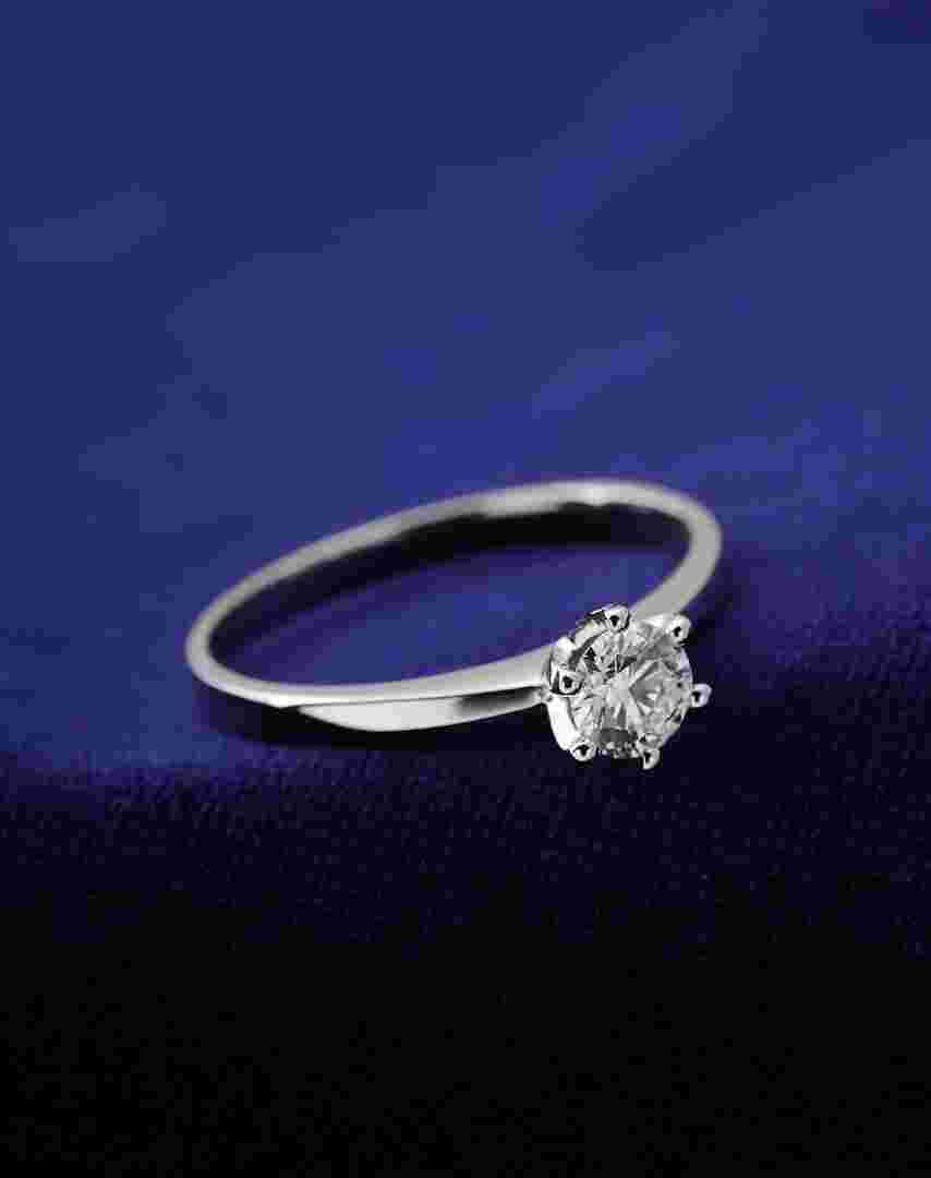 中国十大品牌钻戒,中国品牌钻戒排行榜-第1张图片-翡翠网