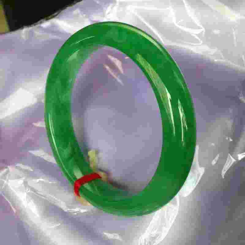 天价翡翠手镯鉴宝的简单介绍-第1张图片-翡翠网