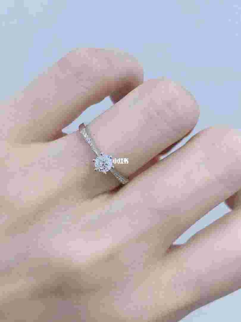 30分钻石等级和价格30分钻石等级价格查询-第2张图片-翡翠网 30分钻石等级和价格30分钻石等级价格查询-第2张图片-翡翠网