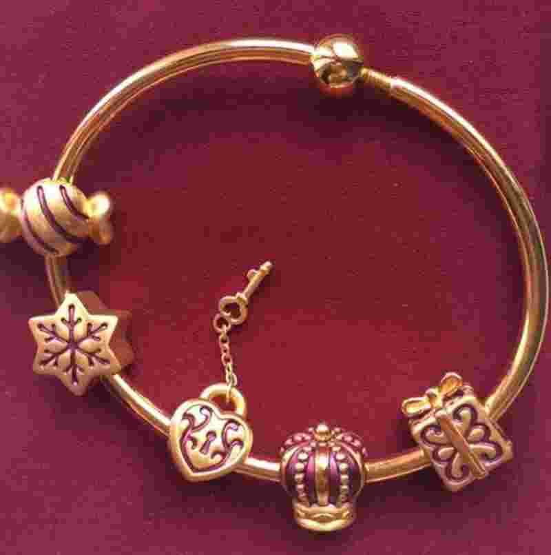 实体店一个金手镯大概多少钱一个金手镯大概多少钱-第2张图片-翡翠网