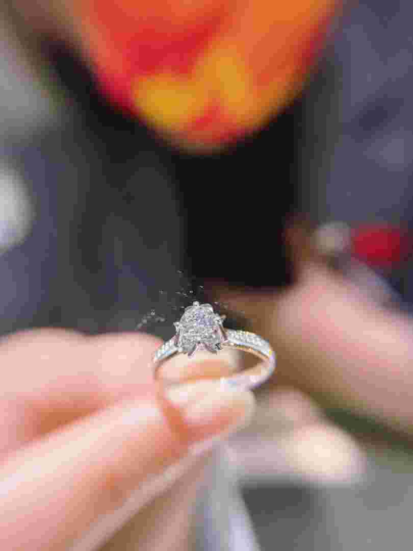 Tiffany婚戒价格镇江婚戒价格-第2张图片-翡翠网 Tiffany婚戒价格镇江婚戒价格-第2张图片-翡翠网