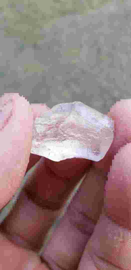 钻石原石怎么卖价钻石原石怎么卖价值高-第1张图片-翡翠网