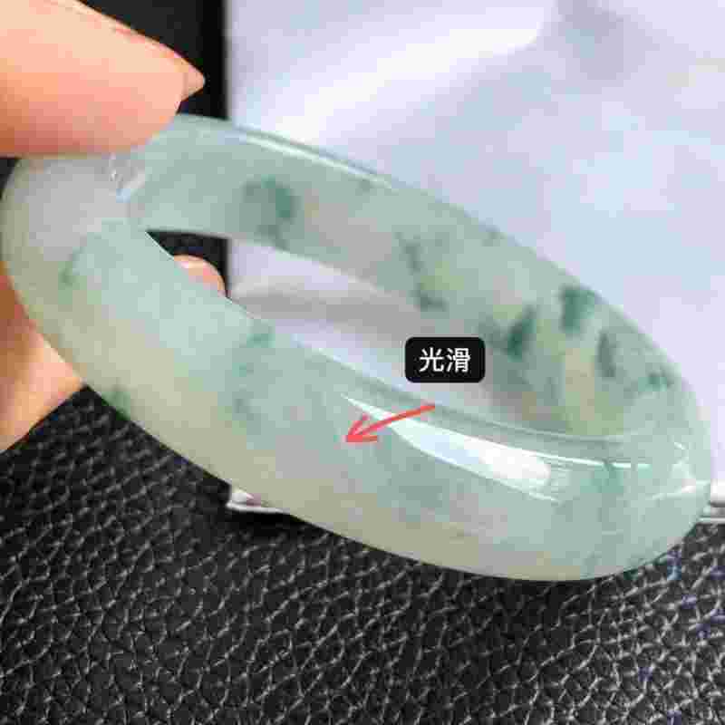 翡翠手镯棉纹能养好吗的简单介绍-第1张图片-翡翠网