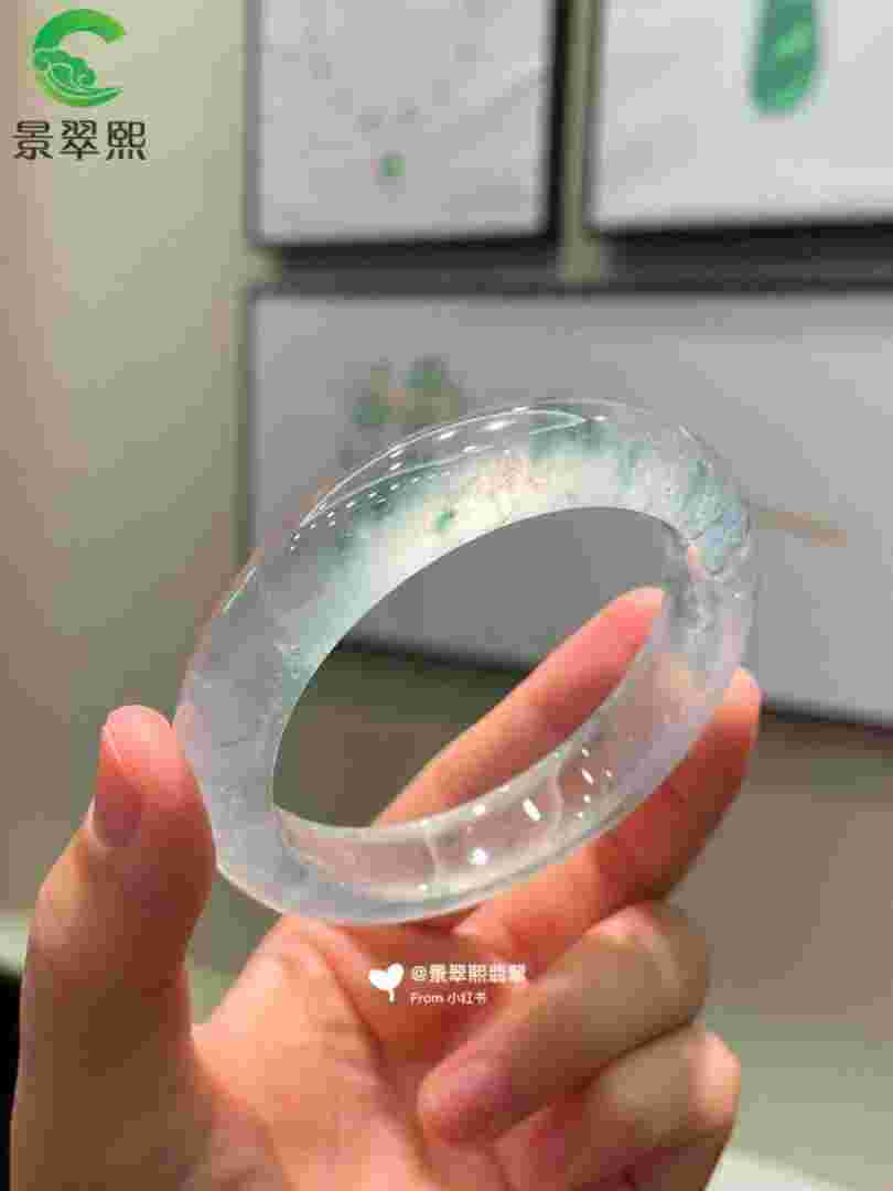 玻璃种白翡翠手镯好吗玻璃种白翡翠手镯-第2张图片-翡翠网 玻璃种白翡翠手镯好吗玻璃种白翡翠手镯-第2张图片-翡翠网