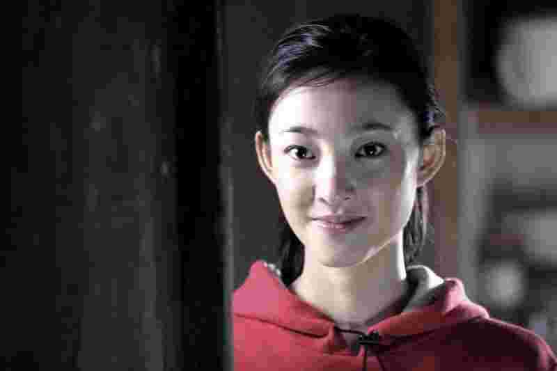 金耳环电视剧迅雷下载,金耳环电视剧全集视频哪里能看-第2张图片-翡翠网