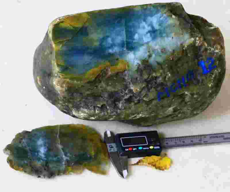 高档翡翠原石是ps出来的,高档翡翠原石-第1张图片-翡翠网