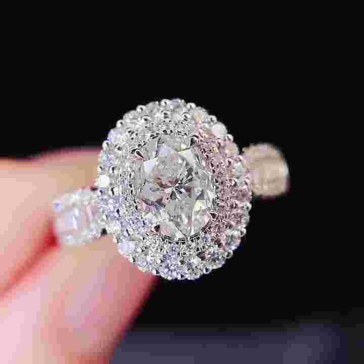 南非钻石多少钱一克拉,一克拉南非钻石价格-第2张图片-翡翠网 南非钻石多少钱一克拉,一克拉南非钻石价格-第2张图片-翡翠网