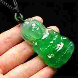 怎样鉴定翡翠真假怎样鉴定翡翠真假视频-第1张图片-翡翠网