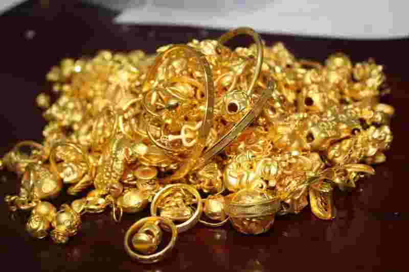 2021年回收黄金价格多少钱一克,2022年黄金回收420元一克-第1张图片-翡翠网 2021年回收黄金价格多少钱一克,2022年黄金回收420元一克-第1张图片-翡翠网