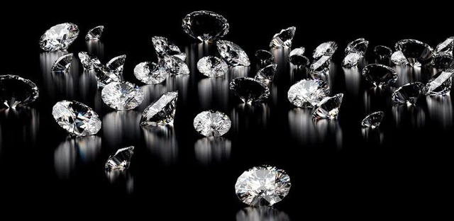 钻石有几种镶嵌9方式图片钻石有几种-第2张图片-翡翠网 钻石有几种镶嵌9方式图片钻石有几种-第2张图片-翡翠网