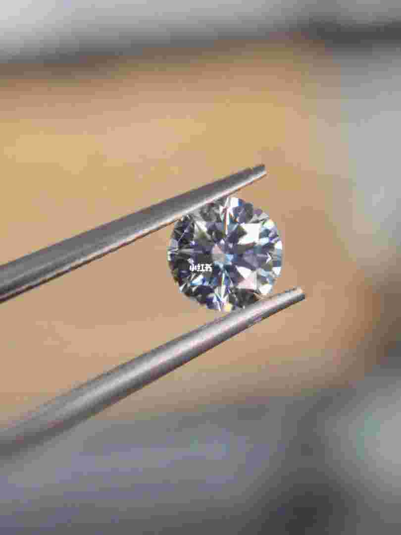 培育钻石有哪几个方法培育钻石怎么培育的-第1张图片-翡翠网 培育钻石有哪几个方法培育钻石怎么培育的-第1张图片-翡翠网