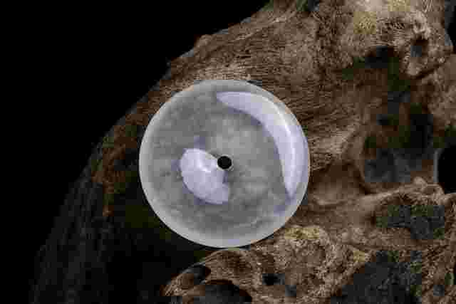 怎么辨别是不是真翡翠上二子女婿怎么辨别是不是真翡翠-第1张图片-翡翠网