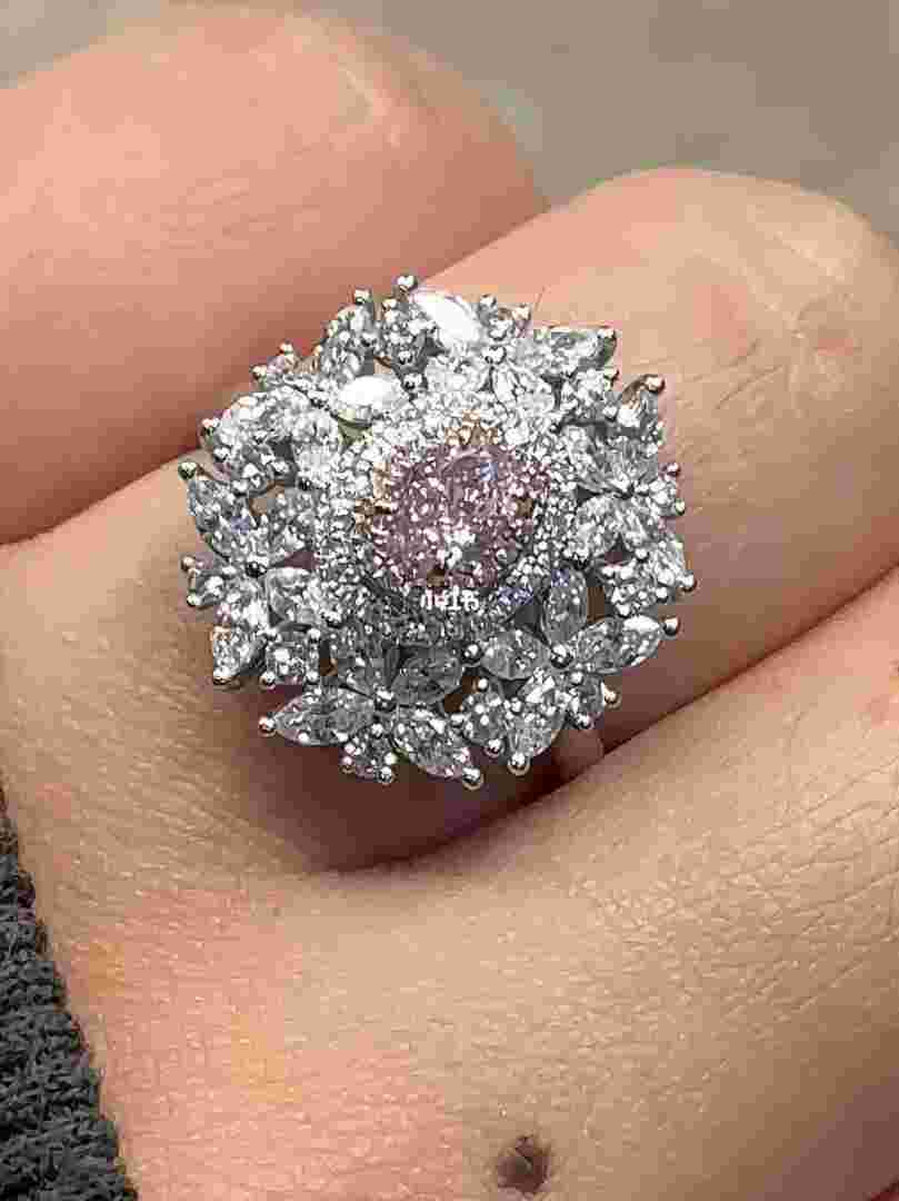 周大福粉钻一克拉价格周大福钻石一克拉多少钱-第2张图片-翡翠网 周大福粉钻一克拉价格周大福钻石一克拉多少钱-第2张图片-翡翠网