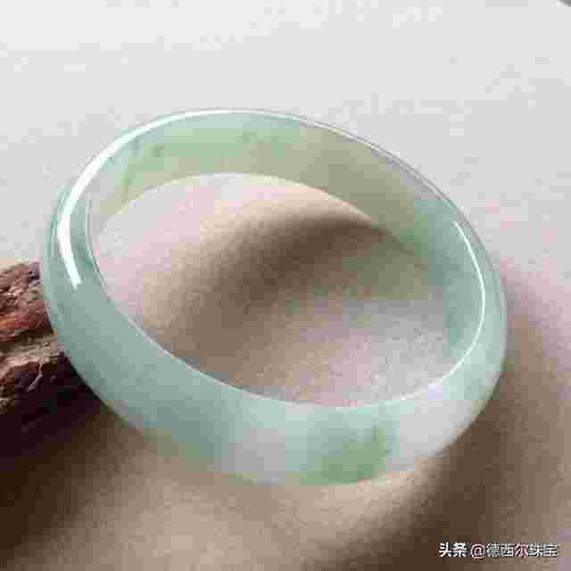 翡翠保养翡翠保养最好方法 知乎-第1张图片-翡翠网 翡翠保养翡翠保养最好方法 知乎-第1张图片-翡翠网