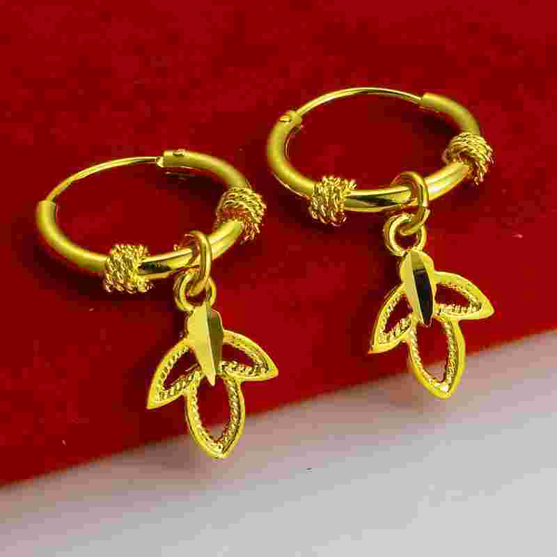 老年人金耳环买几克好老年人金耳环买几克好呢-第2张图片-翡翠网 老年人金耳环买几克好老年人金耳环买几克好呢-第2张图片-翡翠网