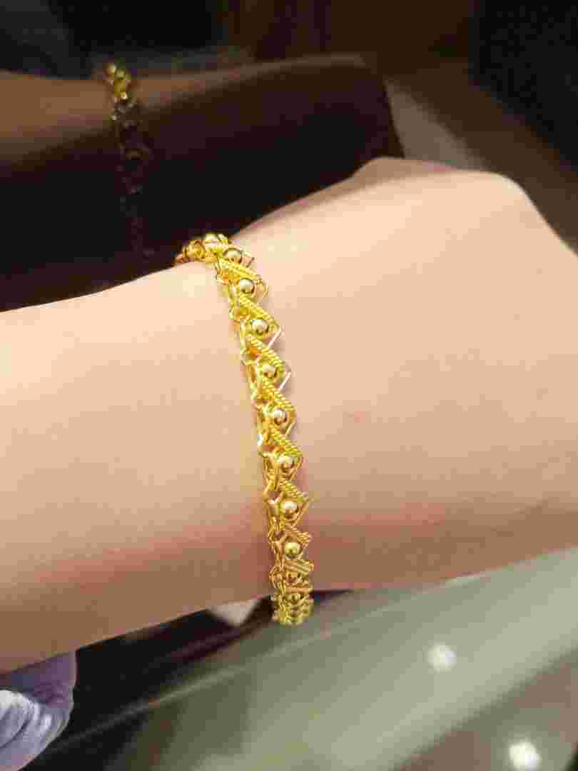 老凤祥黄金今日金价查询表老凤祥2月10日黄金价格老凤祥黄金今日金价-第1张图片-翡翠网 老凤祥黄金今日金价查询表老凤祥2月10日黄金价格老凤祥黄金今日金价-第1张图片-翡翠网