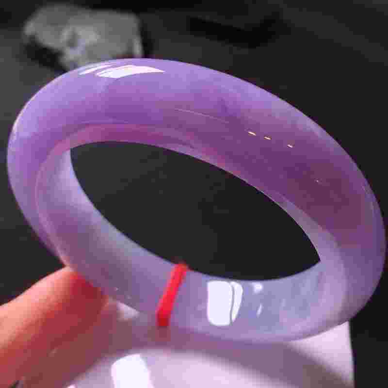 缅甸翡翠紫罗兰手镯如何辨别好坏,缅甸翡翠手镯紫罗兰冰种-第1张图片-翡翠网 缅甸翡翠紫罗兰手镯如何辨别好坏,缅甸翡翠手镯紫罗兰冰种-第1张图片-翡翠网