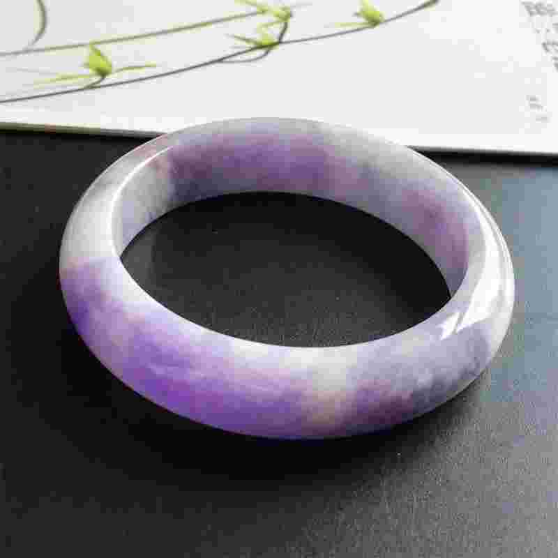 缅甸翡翠紫罗兰手镯如何辨别好坏,缅甸翡翠手镯紫罗兰冰种-第2张图片-翡翠网 缅甸翡翠紫罗兰手镯如何辨别好坏,缅甸翡翠手镯紫罗兰冰种-第2张图片-翡翠网