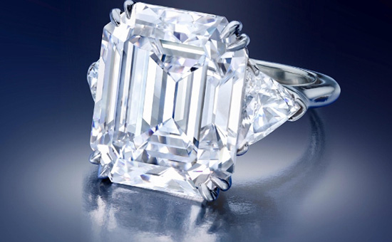 Bonhams 纽约举行“Barbara Walters:American Icon”拍卖会-第3张图片-翡翠网 Bonhams 纽约举行“Barbara Walters:American Icon”拍卖会-第3张图片-翡翠网