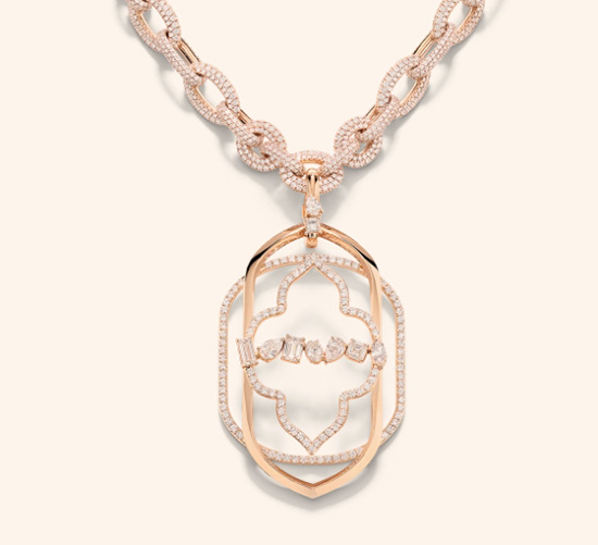 Pomellato 推出独一款 Venetian Dream 项链 哥特建筑的光影美学-第2张图片-翡翠网 Pomellato 推出独一款 Venetian Dream 项链 哥特建筑的光影美学-第2张图片-翡翠网