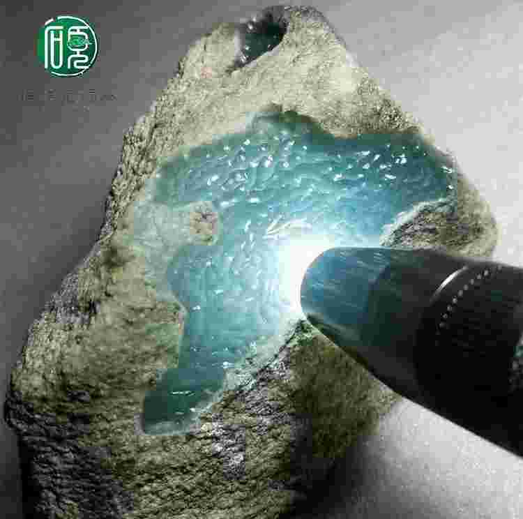 翡翠原石拍卖网络平台,翡翠原石拍卖-第1张图片-翡翠网 翡翠原石拍卖网络平台,翡翠原石拍卖-第1张图片-翡翠网