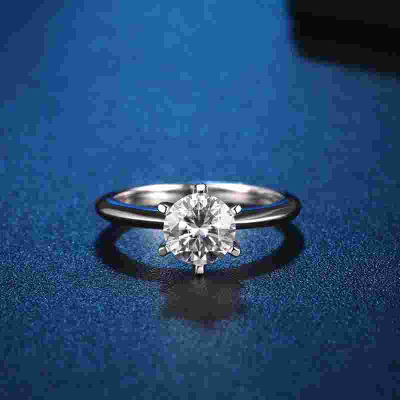 莫桑钻和钻石的区别图片,莫桑钻和钻石的区别图片大全-第1张图片-翡翠网 莫桑钻和钻石的区别图片,莫桑钻和钻石的区别图片大全-第1张图片-翡翠网