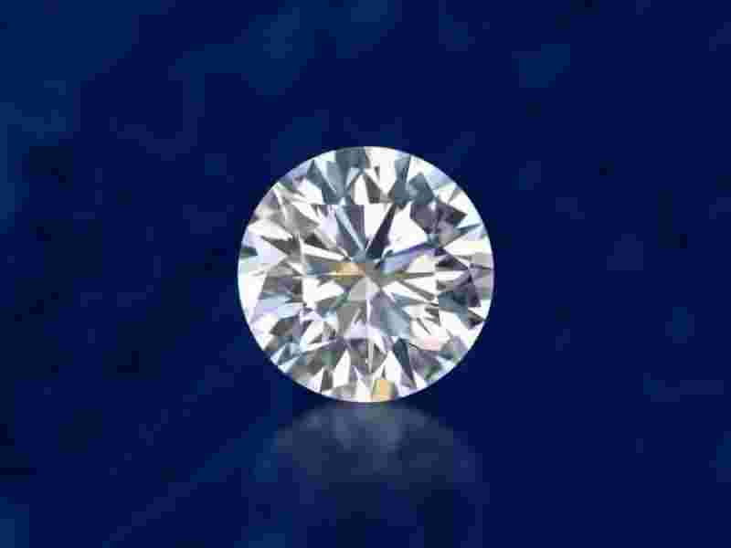 钻石和莫桑石的区别 详见天然钻石协会钻石与莫桑石的区别-第2张图片-翡翠网