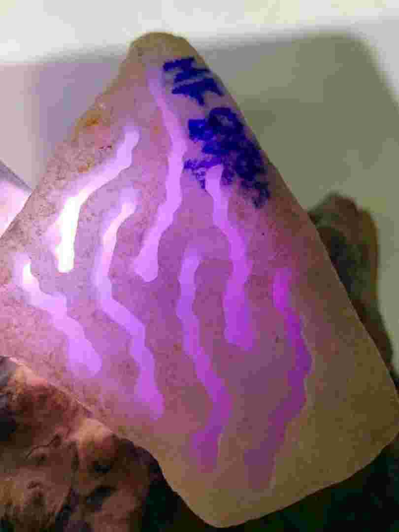 卖翡翠原石,微信小程序直播卖翡翠原石-第1张图片-翡翠网 卖翡翠原石,微信小程序直播卖翡翠原石-第1张图片-翡翠网