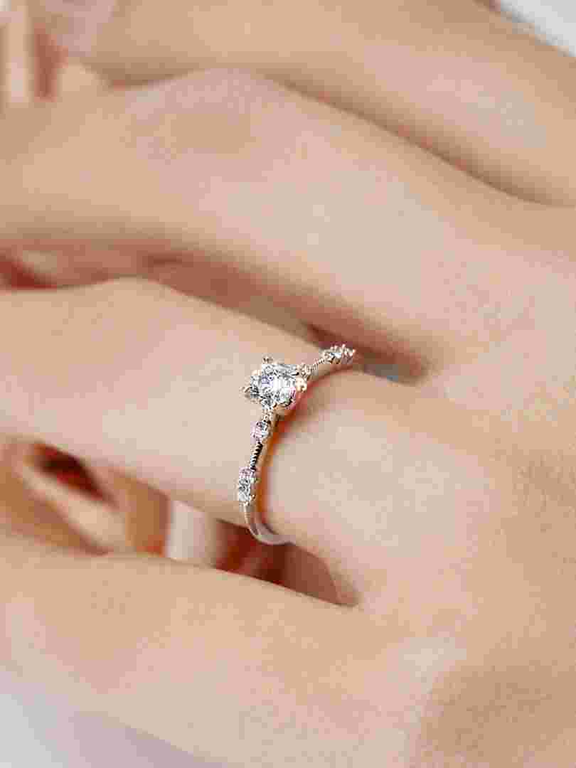 求婚戒指品牌排行榜,求婚戒指品牌排行榜图片-第1张图片-翡翠网