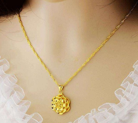 买黄金项链怎么买不吃亏,如何购买黄金项链-第1张图片-翡翠网 买黄金项链怎么买不吃亏,如何购买黄金项链-第1张图片-翡翠网