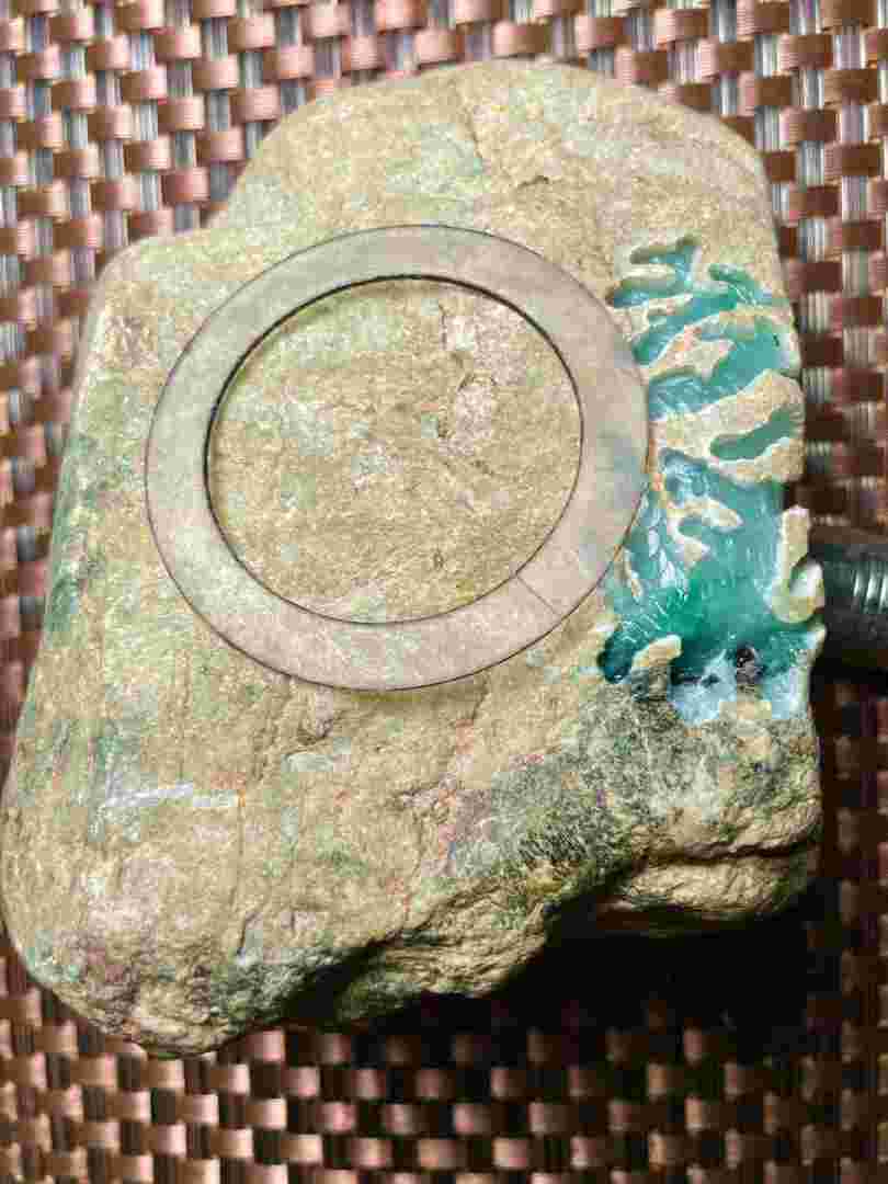 好的翡翠原石做什么,好的翡翠原石-第1张图片-翡翠网 好的翡翠原石做什么,好的翡翠原石-第1张图片-翡翠网