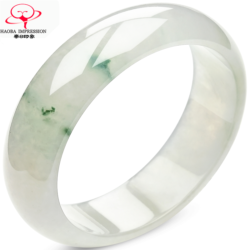 翡翠缅甸翡翠缅甸料和危料哪个好-第2张图片-翡翠网 翡翠缅甸翡翠缅甸料和危料哪个好-第2张图片-翡翠网